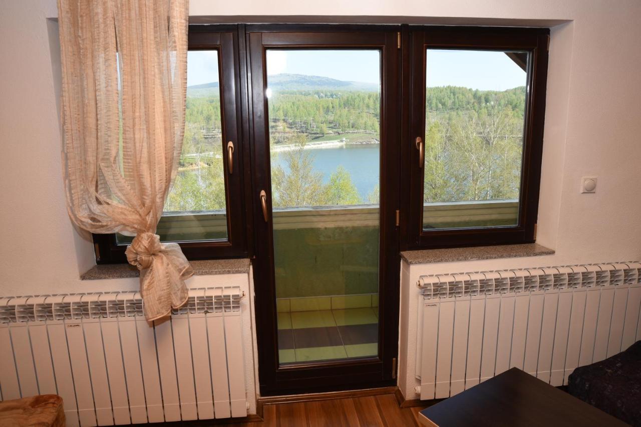 Mm Narcis Bed & Breakfast Vlasina Rid Exterior photo